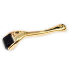 Exclusive 4in3 in 1 seamless beauty micro needle roller — 0.25mm — Size Gold — Lifestyle View