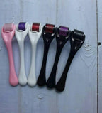 Exclusive 540 Microneedle Roller Beauty — Black purple — Size 0.25mm — Detail View