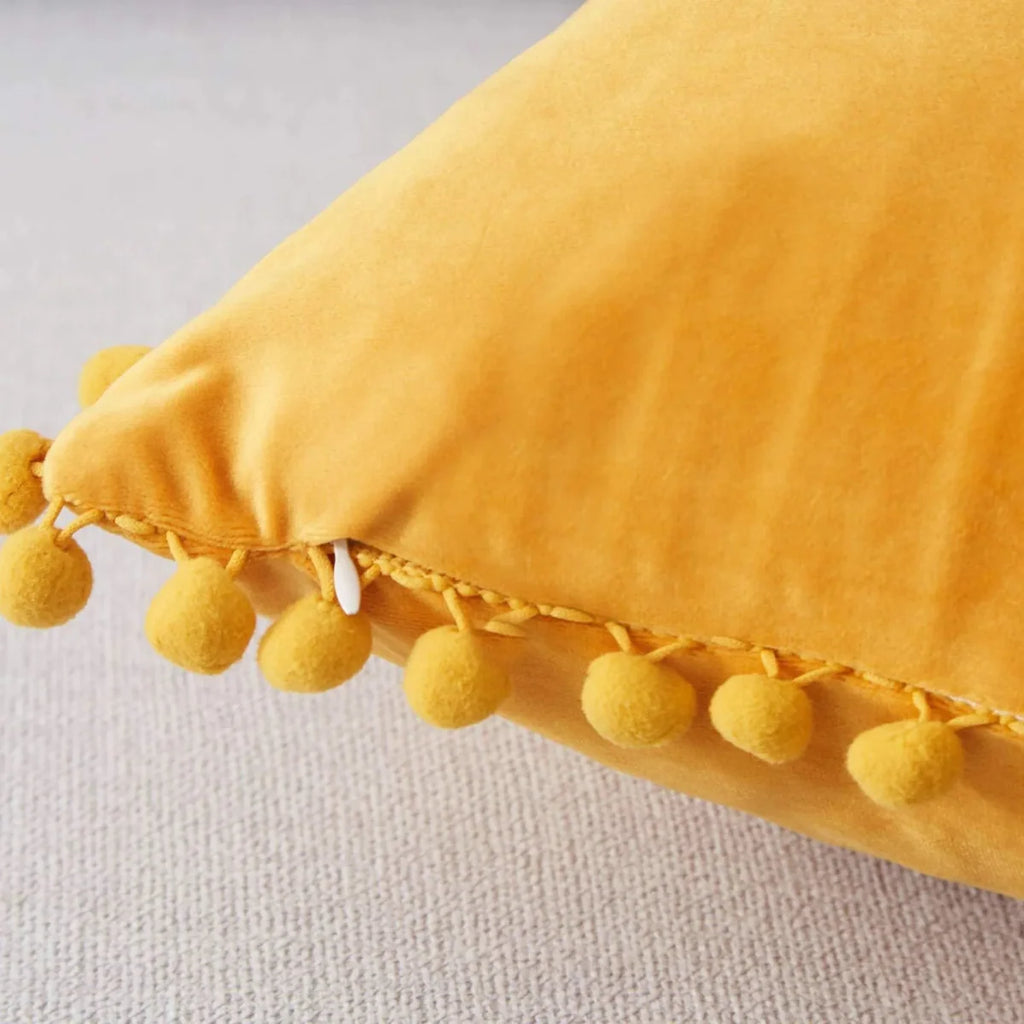 Exclusive Ball Lace Pillow | Decorative Elegance & Comfort — White — Size 40x40xm — Alternate View 18
