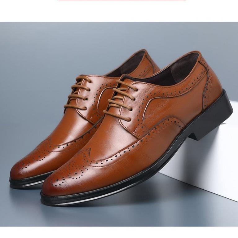 Exclusive Block Carved Casual Leather Shoes For Men — White — Size 38 — Alternate View 11
