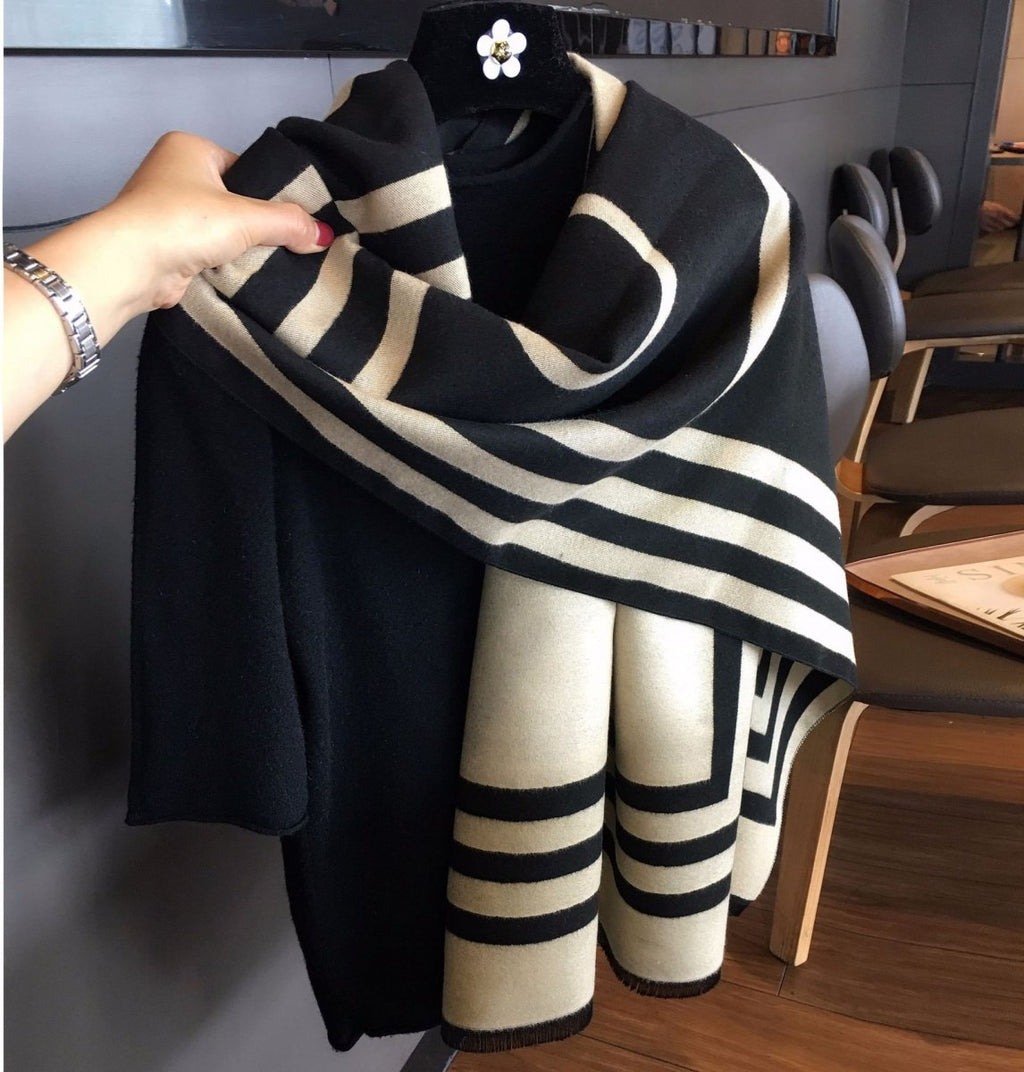 Exclusive Reversible Bow Scarf - Trendy Style — Black Rice Yellow — Size 190x65cm — Alternate View 8