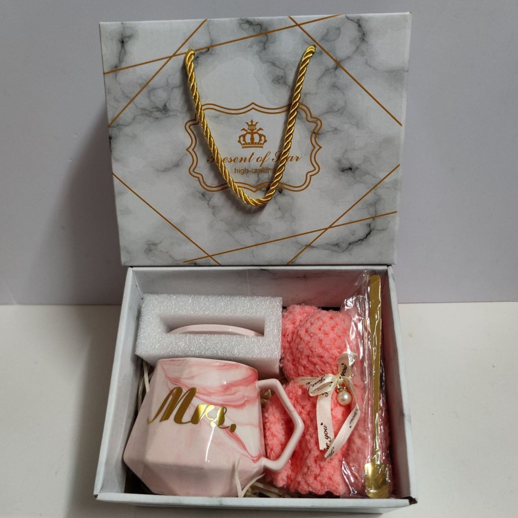 Exclusive Ceramic Cup Gift Box | Elegant & Practical Gift Set — Towel Bear Dark Green Suit — Size 375ml — Alternate View 31