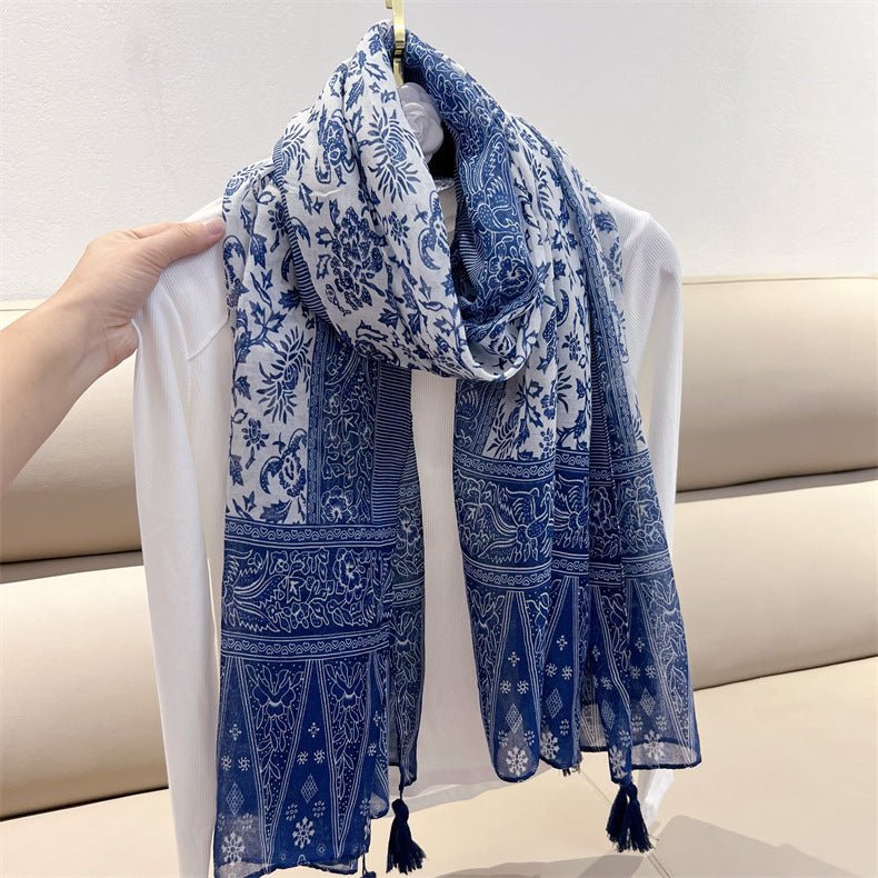 Exclusive Ethnic Style Paisley Cashew Print Scarf — Paisley Cashew Nuts — Top View