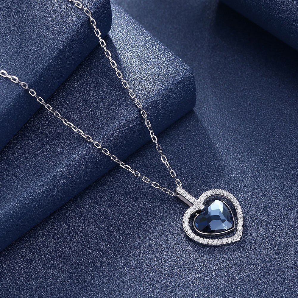Exclusive 925 Sterling Silver Diamond Heart — White Gold Plated — Size 925 Silver — Top View