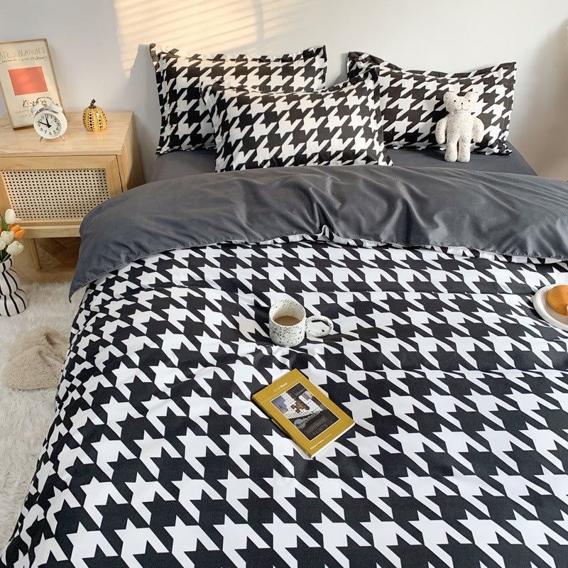 Exclusive Cute Cartoon Bed Sheet Set | Soft & Stylish Four-Piece — 1 Style — Size 150x200cm 3pcs — Alternate View 7
