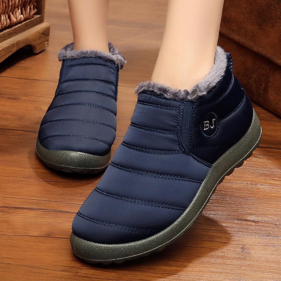 Exclusive Lightweight Winter Shoes for Men | Warm & Durable — Black — Size 35 — Back View