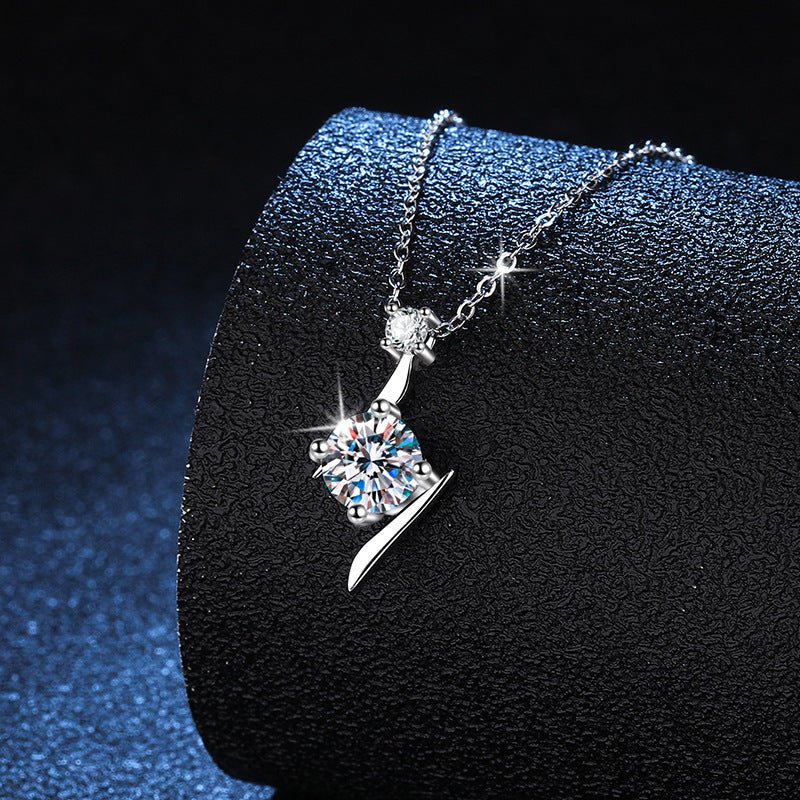 Exclusive Moissanite Clavicle Chain — 1Karat High Carbon Stone — Size 925 Silver — Side View