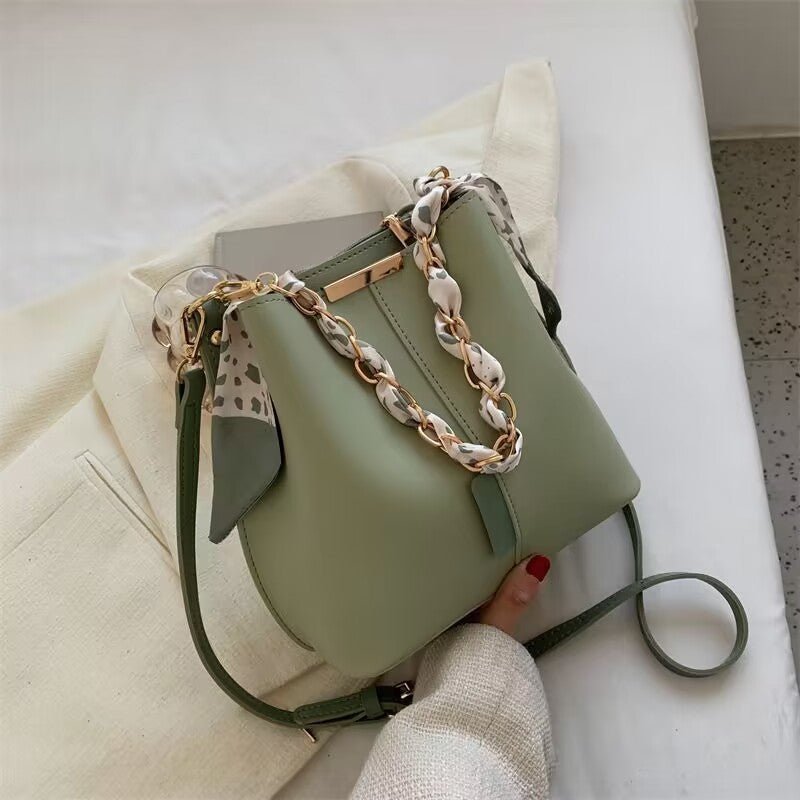 Exclusive New Autumn And Winter Women's Crossbody Fashion Bag — White — Top View