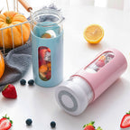 Exclusive Compact Juicer for Fresh Fruit Drinks — Blue — Size USB — Front View
