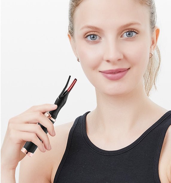 Exclusive Rechargeable 360 Rotating Eyelash Curler — Black — Size USB — Lifestyle View
