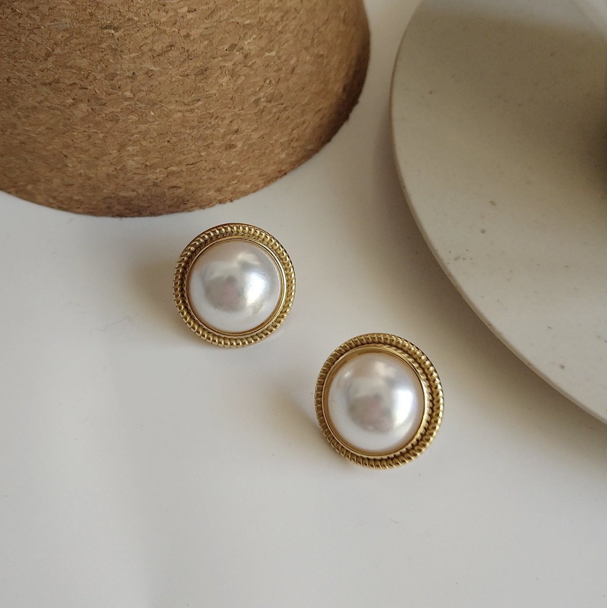 Exclusive Shell Pearl Ear Studs — Colorful Shell Ear Studs — Size 18K Gold C552 — Side View