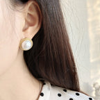 Exclusive Shell Pearl Ear Studs — Colorful Shell Ear Studs — Size 18K Gold C552 — Front View
