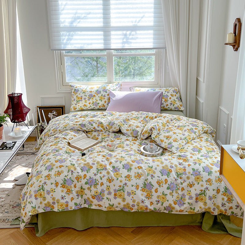 Exclusive Three Or Four Piece Set Of Small Floral Bed — 1 Style — Size 1.2m flat sheet — Front View