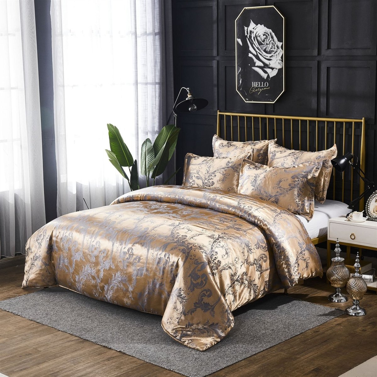 Exclusive Three-piece bedding set — Pink — Size 260X230B — Side View