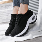 Exclusive Women flying knit socks shoes — Black and white — Size 35 — Top View